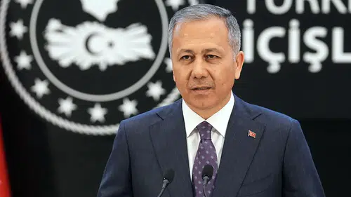 Yeni Trafik Kanunu Yolda: ‘Dur’ İhtarına Uymayana 200 Bin TL Ceza Geliyor