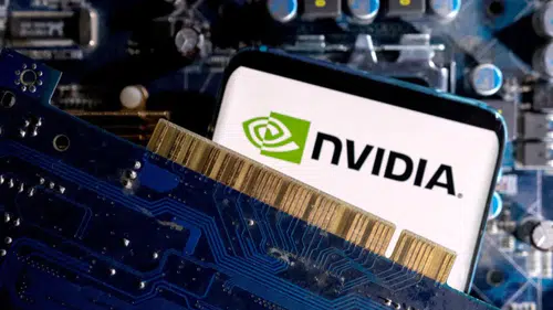 Nvidia’nın En Güçlü Yapay Zekâ Çipleri Sadece ABD’ye Verilecek: Trump’tan Çin’e Sert Teknoloji Kısıtlaması