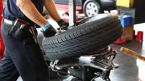 Kış Lastiği Tarihinin Öne Çekilmesi Lastikçilerde Yoğunluğu Doruk Noktaya Taşıdı