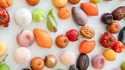 Görünce Meyve Sanacaksınız: Dünyaca Ünlü Tatlı İzmit’te Satışa Çıktı, Fiyatı Dikkat Çekti