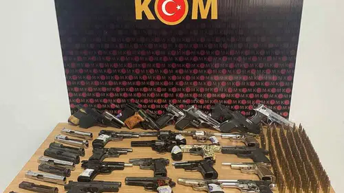 Türkiye Genelinde Silah Kaçakçılığına Darbe: 202 Gözaltı ile 14 Şehirde Operasyon Başlatıldı