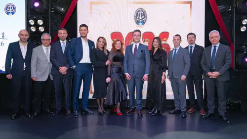 2025’in En İyi Elektrikli Araçları: Hangi Modeller Öne Çıkıyor?