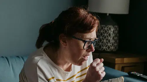 Geçmeyen Öksürük Alarm Veriyor: Uzmanlardan Tüberküloz Uyarısı