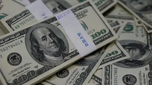 Döviz Hesaplarında Hareketlilik: Bankacılık Mevduatlarında Dikkat Çeken Artış