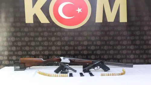 Türkiye Genelinde Silah Kaçakçılığına Darbe: 14 Şehirde 202 Gözaltı Gerçekleşti