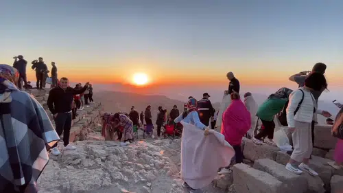 Priştine'de Çatışma: Göstericilere Gazlı Müdahale