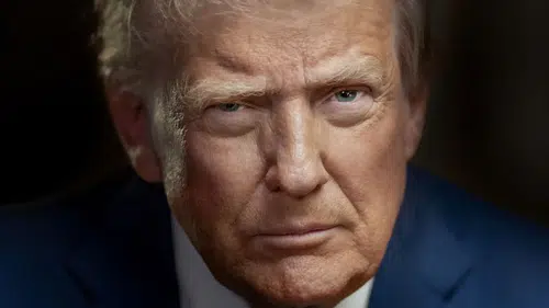 Trump'ı Zorlayan İstifalar Devam Ediyor