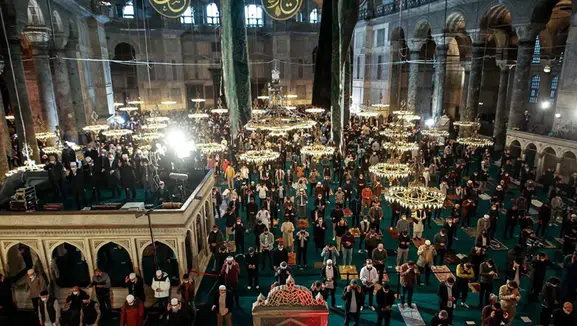 2026 Ramazan Bayramı Takvimi Netleşti: Bayram Ne Zaman, Tatil Kaç Gün Sürecek?