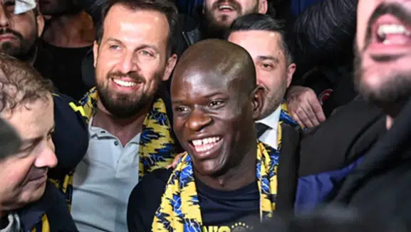 Fenerbahçe’nin Kante Transferi Dünya Futbolunda Gündem Oldu: Onunla Sahada Herkes Kendini Güvende Hisseder