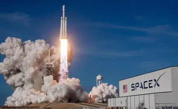 Elon Musk’tan Stratejik Hamle: SpaceX, Yapay Zeka Girişimi xAI’yı Bünyesine Kattı