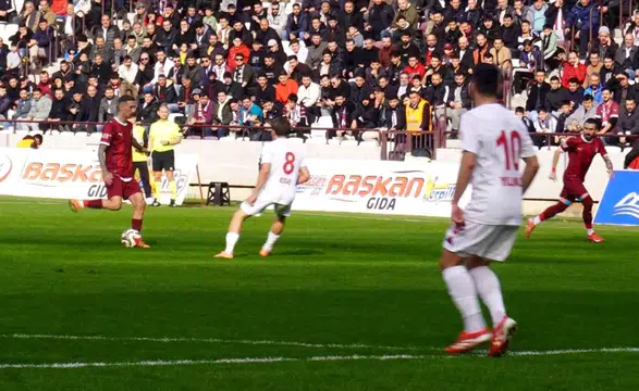 Gakgoşlar İzmir Temsilcisini Eli Boş Gönderdi: Elazığspor'dan Net Skor