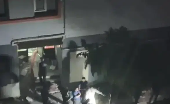 Hırsızlık İçin Girdikleri Binada Ceset Bulundu