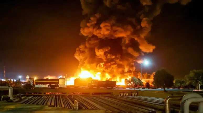 İran’ın Şiraz Kentinde LPG Dolum Tesisinde Büyük Yangın: 9 Kişi Yaralandı