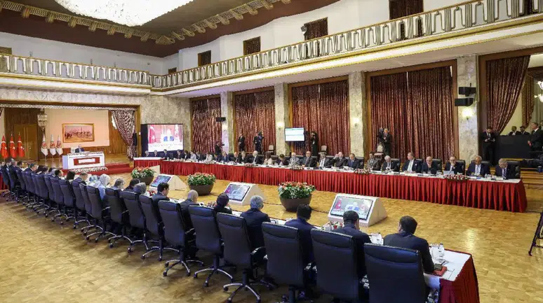 TBMM’de Kritik Gün: İmralı Oylaması Cuma Günü Yapılacak! Komisyon Tek Gündemle ToplanıyoR