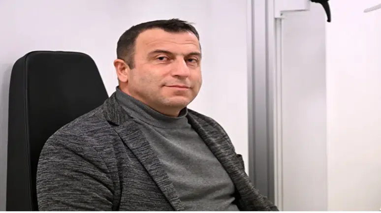 Kornea Nakliyle Hayata Yeniden Gözlerini Açtı: 48 Yaşındaki Mehmet Aslankılıç Görme Yetisini Geri Kazandı