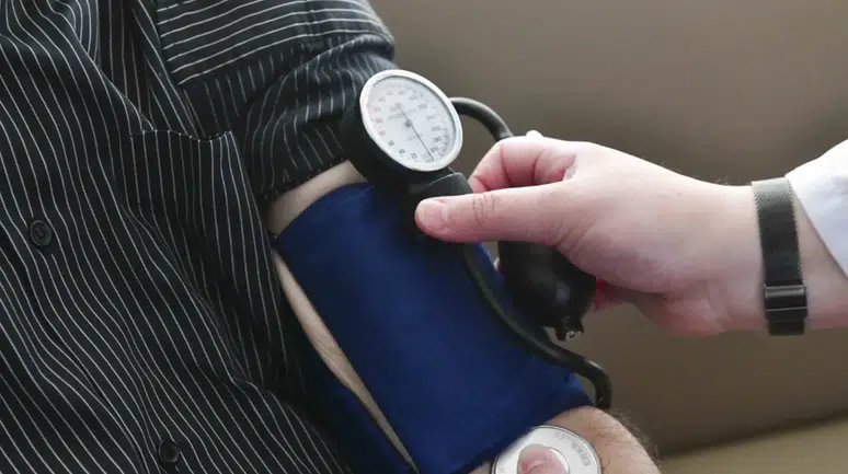 Tansiyon Ölçümünde Devrim: Kolu Sıkan Aletler Tarihe KarışıyoR