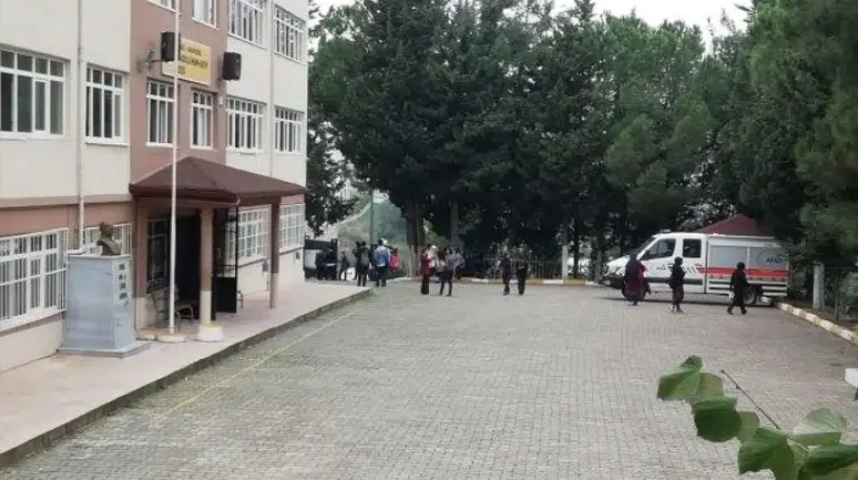 Şanlıurfa'da Özel Okulda Gerçekleşen Kalorifer Kazanı Patlaması İki Çalışanı Yaraladı