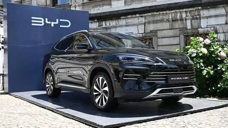 Tesla'nın Avrupa Pazarındaki Gerilemesi, BYD'yi Zirveye Taşıyor