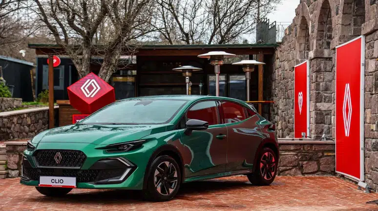 Türkiye’nin En Çok Satan Otomobili Yenilendi: Yeni Renault Clio’nun Fiyatı Açıklandı