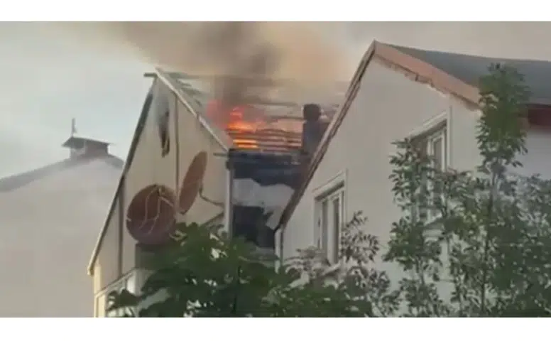 Körfez’de Çatı Yangını Mahalleyi Korkuttu: Dumanlar Gökyüzünü Kapladı