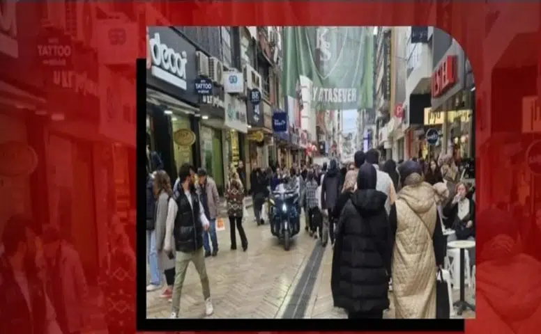 İzmit’te Sokaklar Kuryelere Teslim! Hafta Sonu Motosiklet Yoğunluğu Vatandaşları Çileden Çıkardı