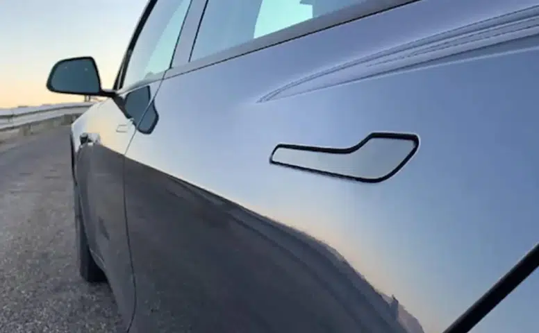 Çin’den Elektrikli Araçlarda Tarihi Karar: Gizli Kapı Kolları Yasaklanıyor, Küresel Otomotiv Sektörü Alarmda