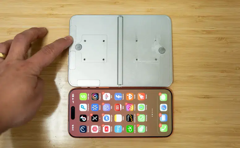 Apple'ın Katlanabilir iPhone Ultra 3 Hakkında Detaylar