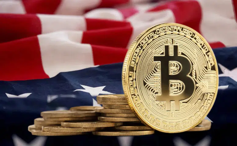 Yatırımcılar Altın ve Bitcoin’e Yöneliyor