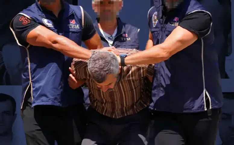 FETÖ'ye Maddi Yardımda Bulunan 10 Kişi Gözaltında