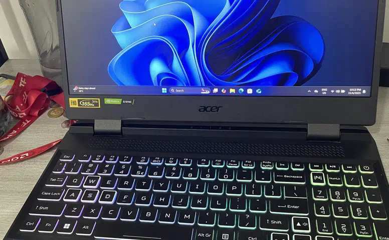 Acer'ın Üç Ekranlı Monitörü Geliyor