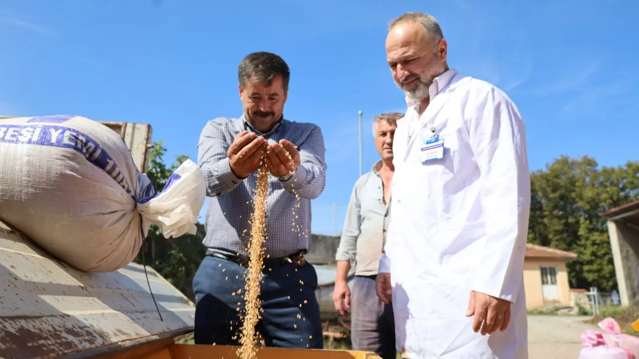 Kocaeli'den çiftçiye büyük destek: Mobil selektör makinesi hizmete başladı
